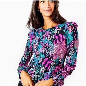 Lilly Pulitzer Jansen Sweatshirt BNWT!!! Size Small
